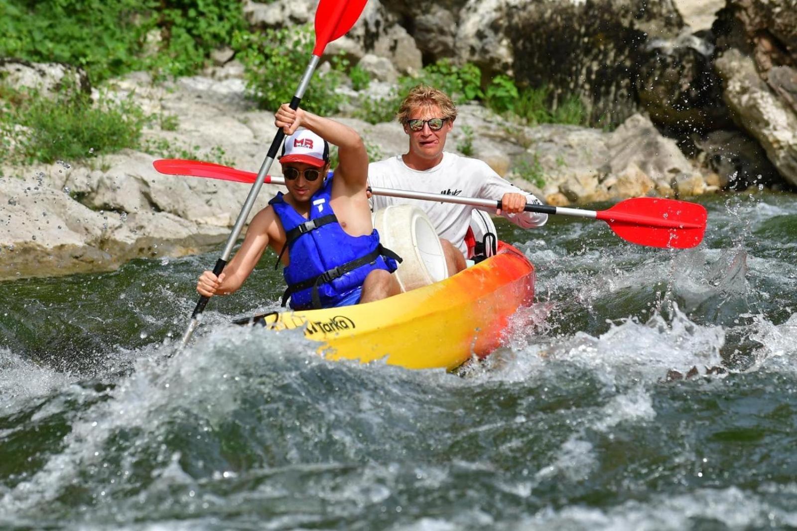 Gite Avec Piscine Privee Au Coeur D'Une Foret De Chenes Proche De Vallon Pont D'Arc Saint Alban Auriolles Εξωτερικό φωτογραφία